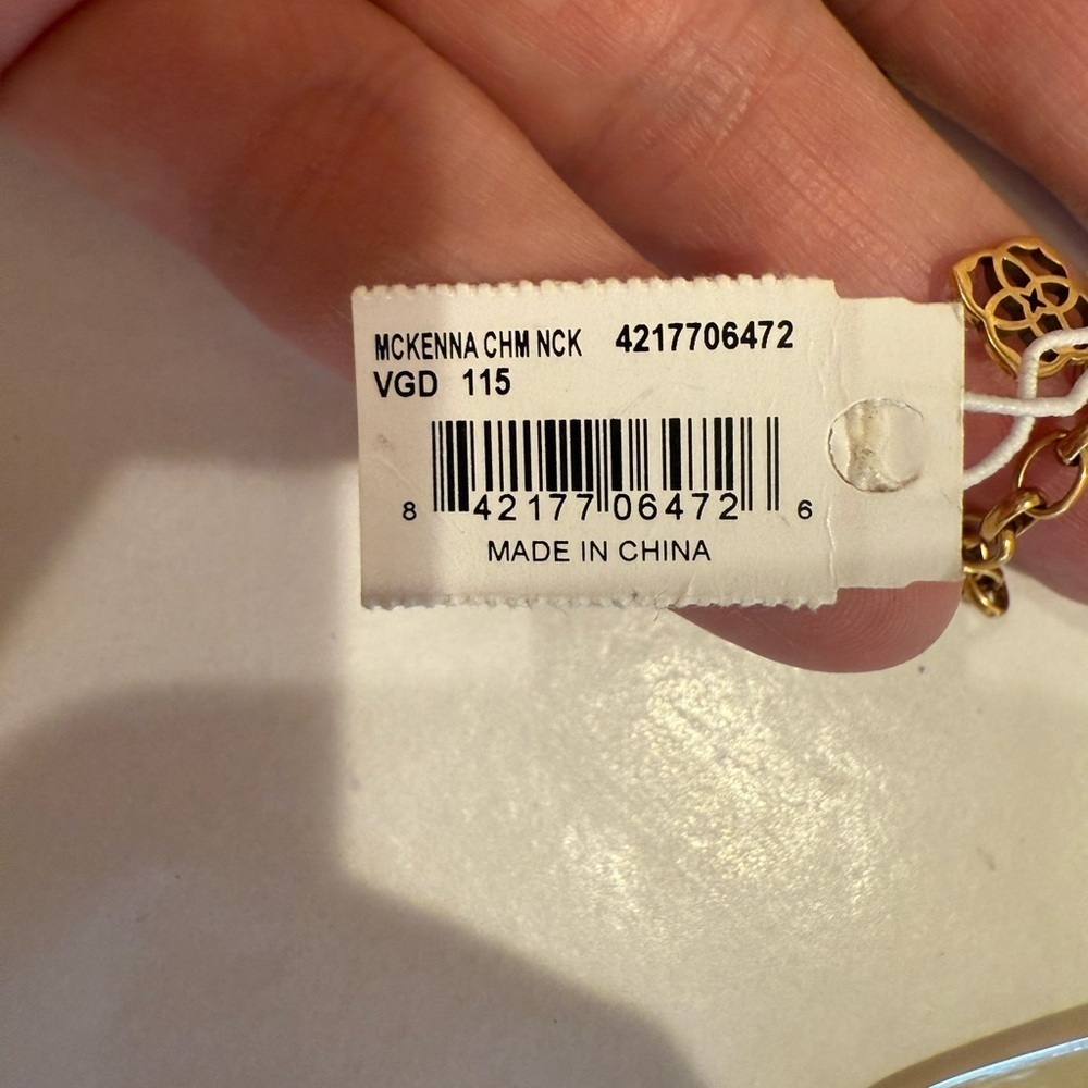 Kendra Scott Gold and Cream Pendant Necklace - Picture 9 of 10